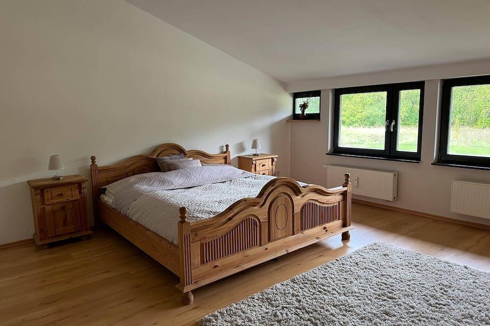 Ganze Wohnung, Haus am See - Ferienwohnung mit Panoramablick in Angermünde, Barnimerland Region