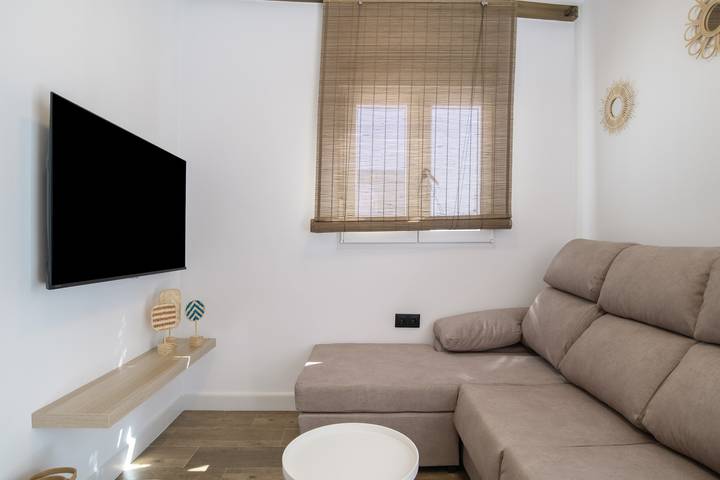 Entire apartment, Habana 5 Apartment with Air Conditioning in Playa Barbate, Barbate
