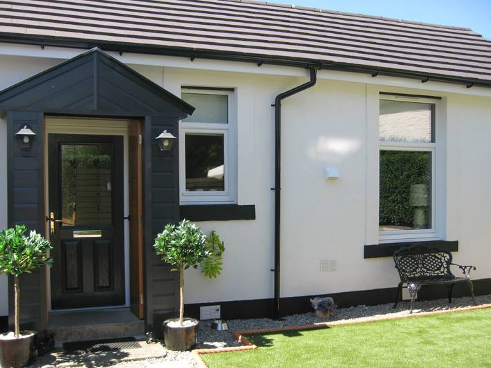 Log cabin for 2 people, with garden, with pets in Dunoon