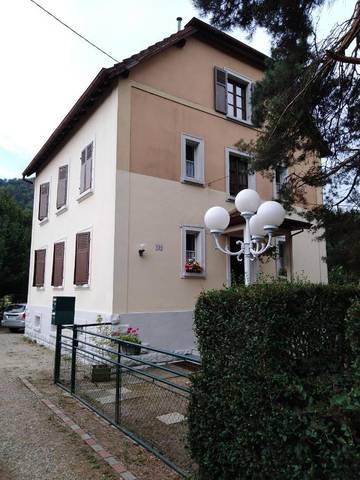Gîte pour 4 personnes, avec vue ainsi que terrasse et jardin à Sainte-Croix-aux-Mines