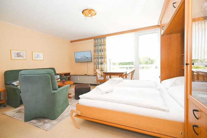 Ganze Wohnung, Ferienwohnung Glück mit Balkon und viel Sonne in Büsum, Kreis Dithmarschen
