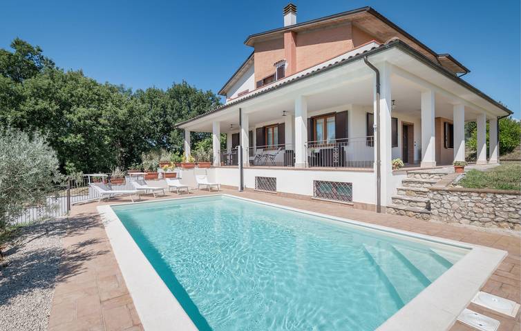 Moderno appartamento in centro città con piscina e giardino in Otricoli, Provincia di Terni