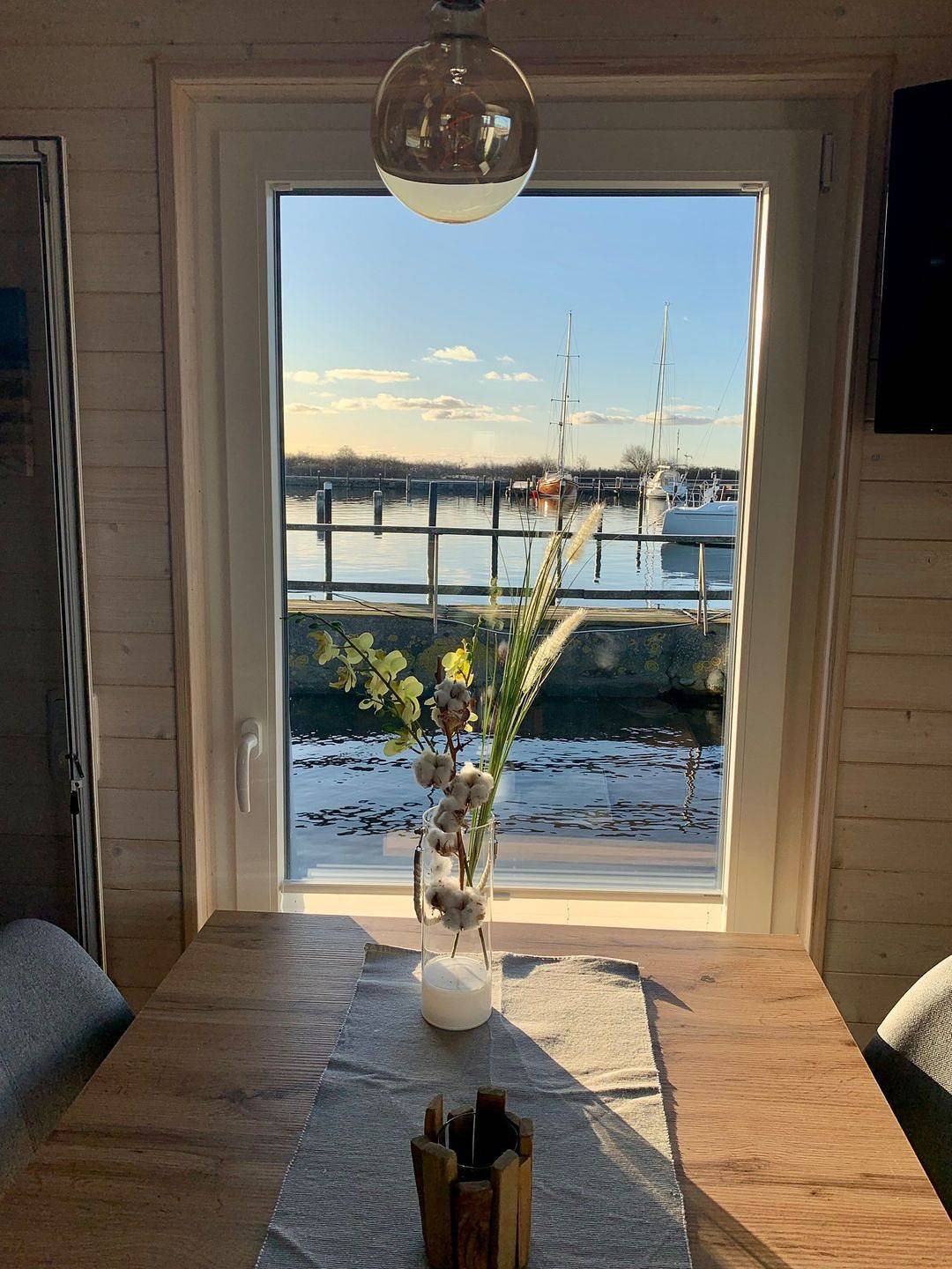 Hausboot Urlaub in Heiligenhafen auf dem Hausboot "Fehmarnsund" in Heiligenhafen, Ostholstein