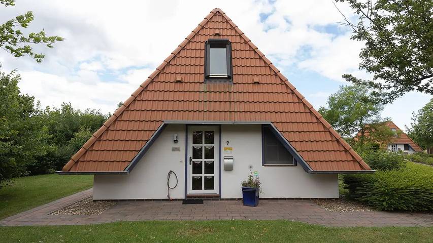 Ferienhaus für 6 Personen, mit Terrasse und Garten in Wremen - 2