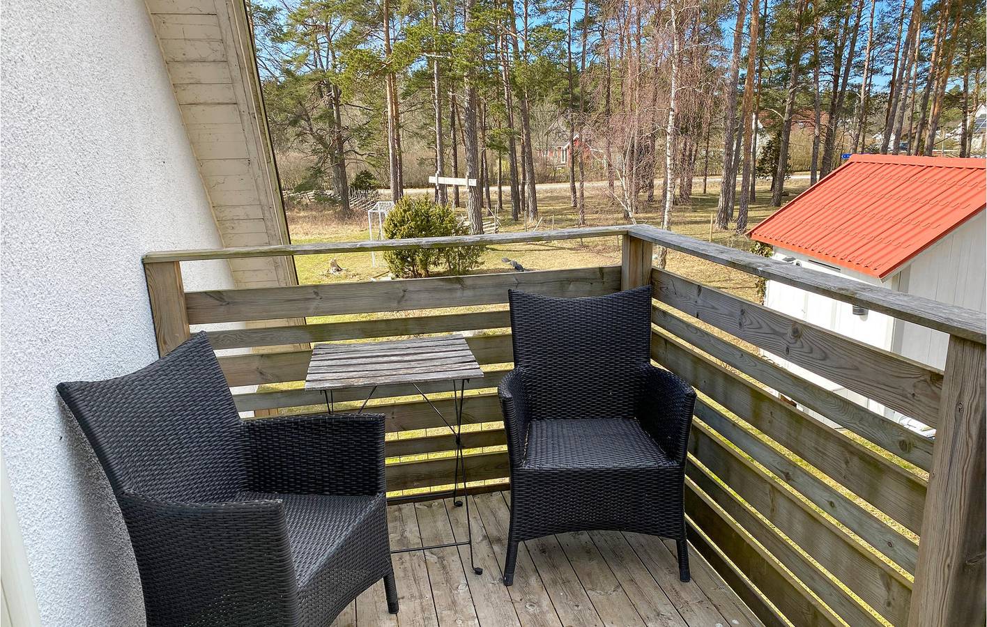 Hel semesterlägenhet, Lägenhet för 4 Personer med trädgård in Gotland