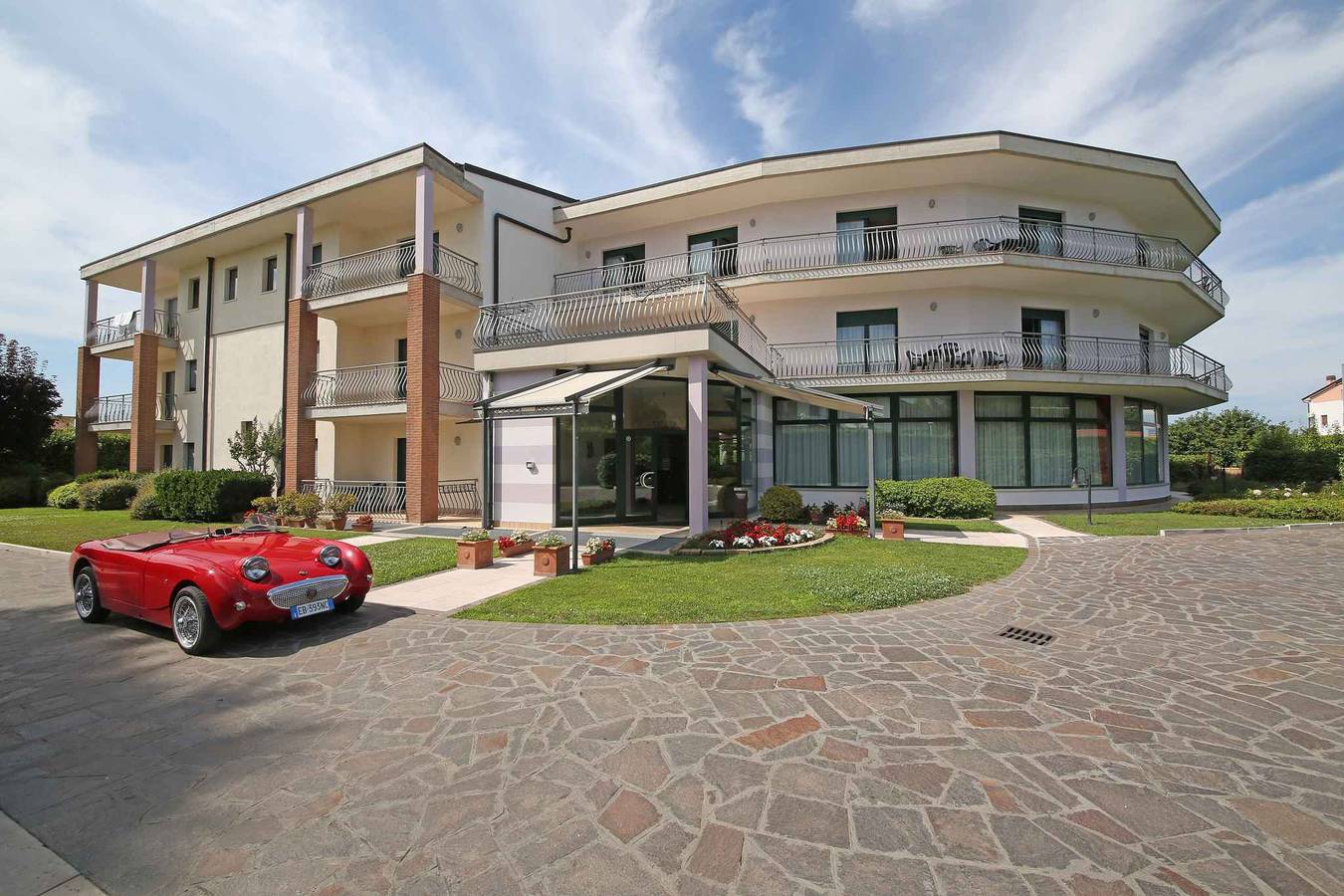 Ganzes Studio, Studio mit Klimaanlage, Balkon und Pool  in San Benedetto (Peschiera del Garda), Peschiera del Garda