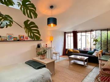Gîte pour 2 personnes, avec jardin et terrasse à Montigny-sur-Loing