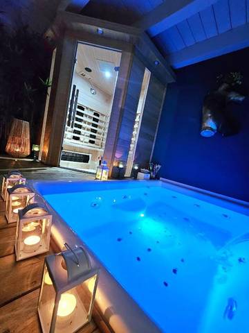 Ferienwohnung für 4 Personen, mit Sauna und Pool sowie Ausblick und Garten in Bologna