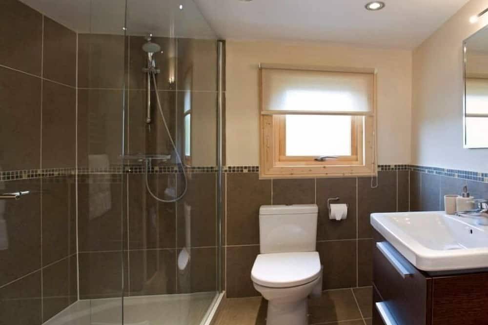 Ganze Wohnung, Lodge-Eigenes Badezimmer-Set in Riverside Gardens in Elsfield, Oxfordshire