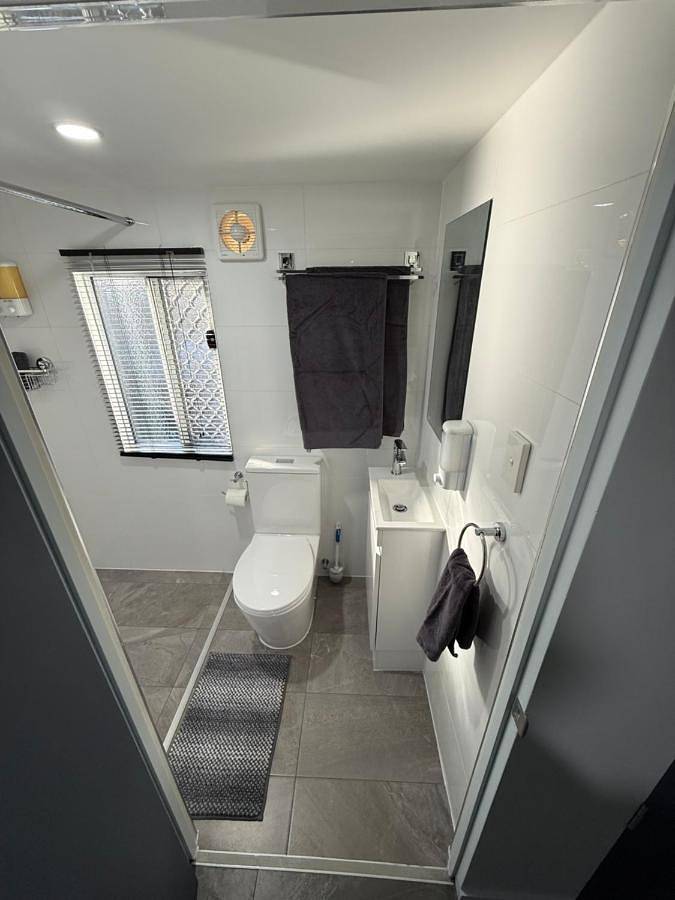 Maison d’hôte pour 2 personnes, avec terrasse ainsi que jardin et jacuzzi à Brisbane - 2
