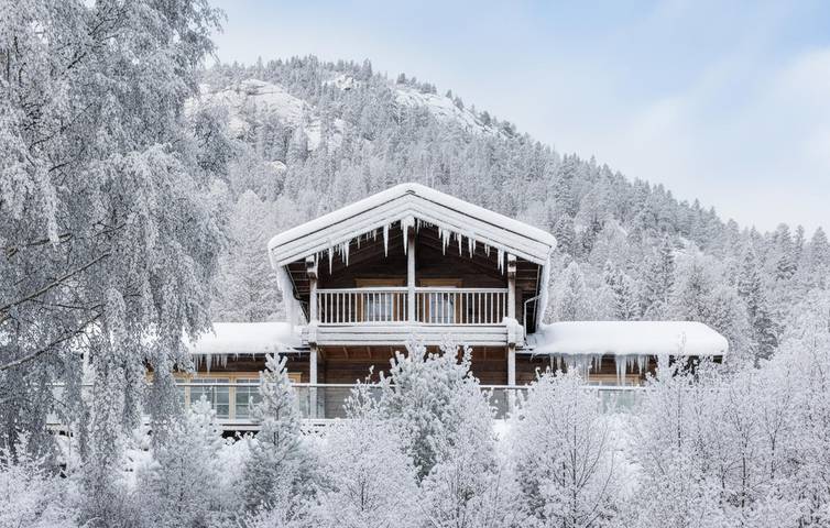 Ferienhaus für 6 Personen mit Terrasse in Nissedal