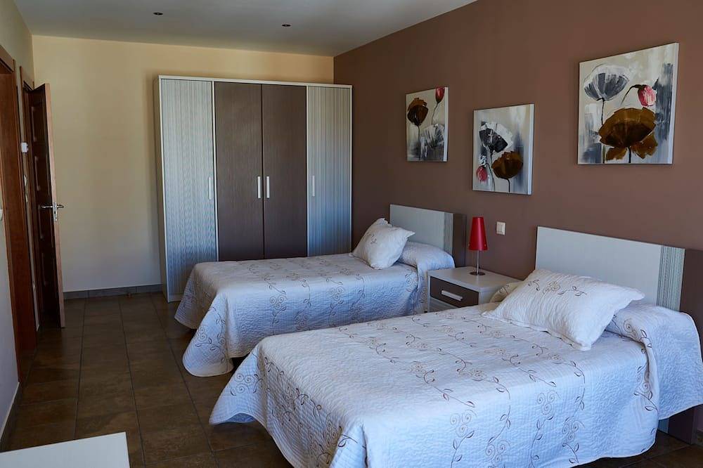 New luxury rural house, in the center of Castilla in Villabrágima, Valladolid Provinz