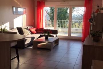 Gîte pour 4 personnes, avec terrasse à Seynod