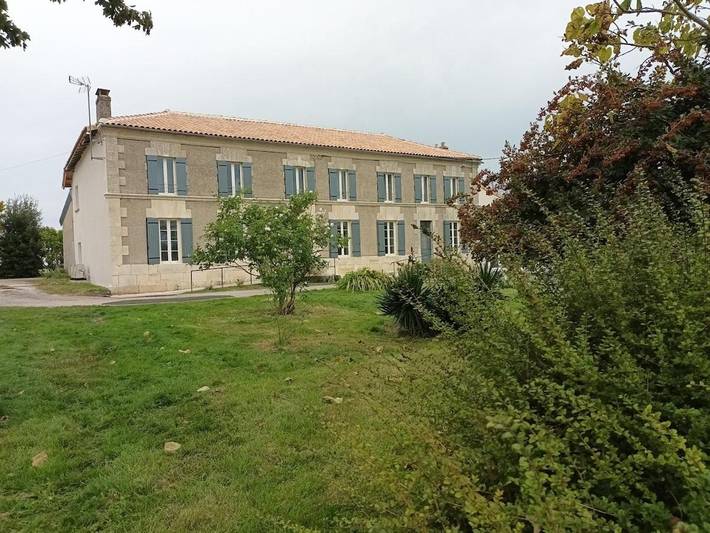 Gîte pour 6 personnes à Fontaines-d'Ozillac - 2