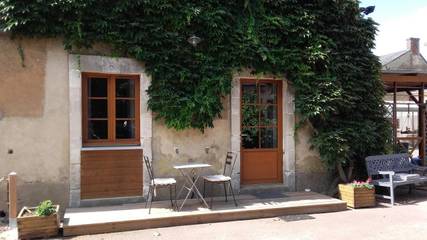 Gîte pour 3 personnes, avec terrasse et jardin, animaux acceptés à Laigné-en-Belin