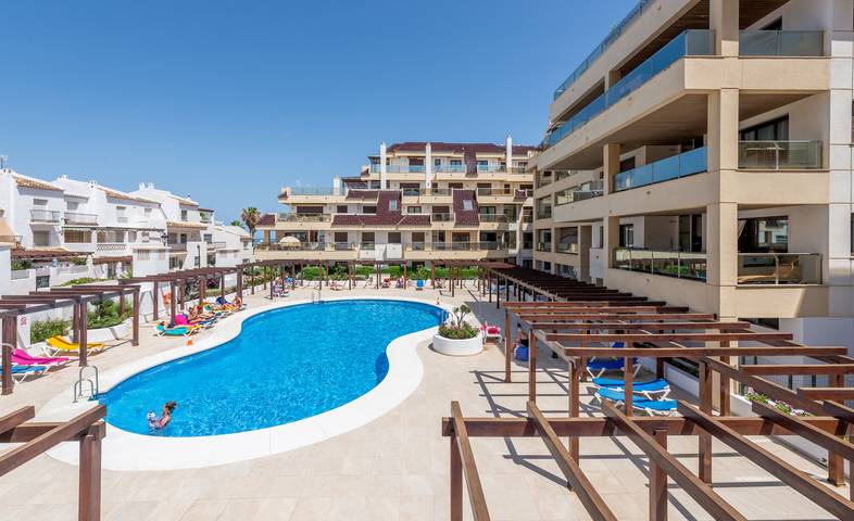 Ferienwohnung für 2 Personen, mit Terrasse und Garten sowie Pool in Manilva - 2