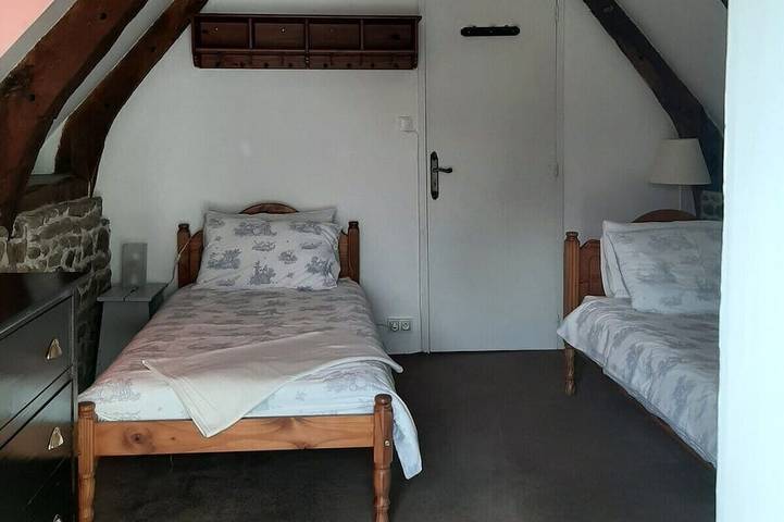 Gîte pour 4 personnes, avec jardin et jacuzzi à Saint-Hélen - 4