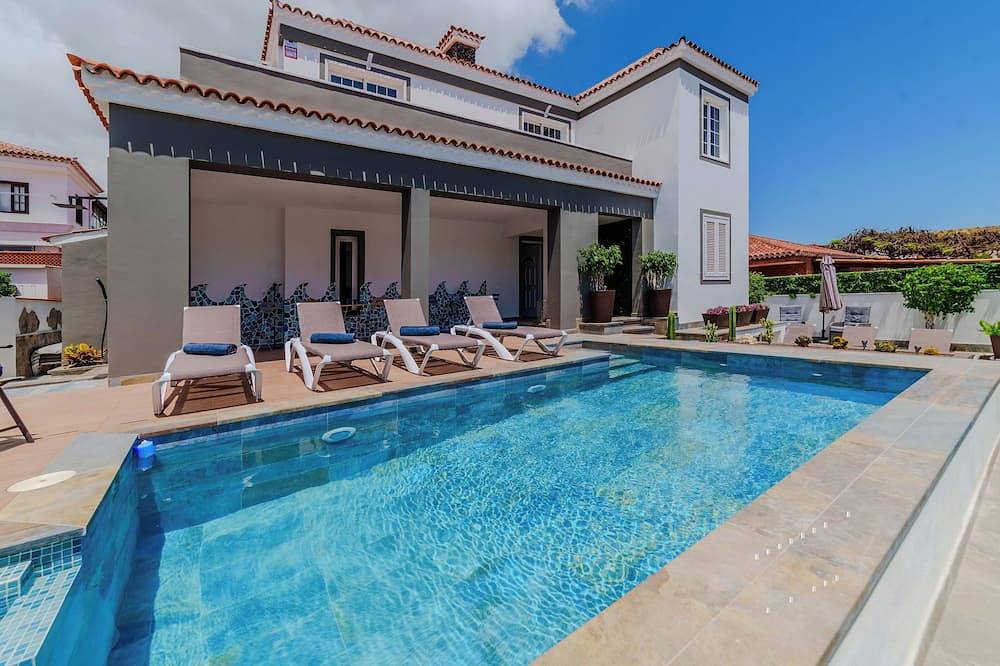 Tenerife Sur Villa De Marcos in Costa del Silencio, Arona 
