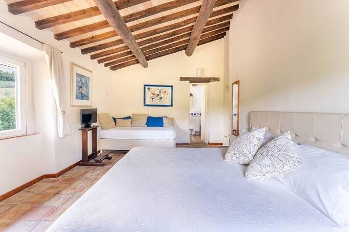 Incroyable villa du 17ème siècle avec jacuzzi et piscine in Collazzone, Province de Pérouse