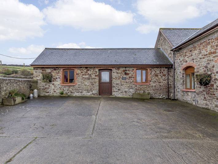 Cottage for 4 people, with garden, with pets in Devon