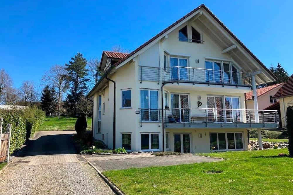 Ganze Wohnung, Ferienwohnung Groß - 2-Raum-Ferienwohnung Groß, Dusche/Wc, 43 qm, Eg in Bermatingen, Region Bodensee-Oberschwaben