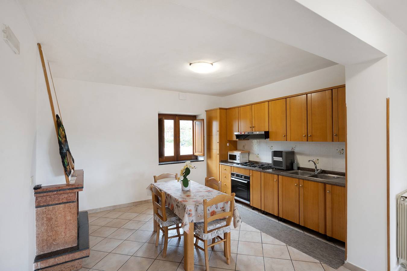 Appartamento intero, Appartamento 'Procida Vista Cortile' con giardino in comune e Wi-Fi in Pianillo, Agerola