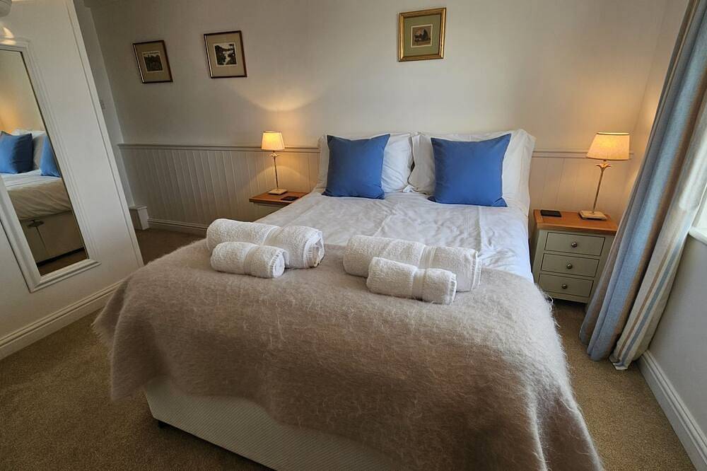 Pengerein -  a holiday home that sleeps 4 guests  in 2 bedrooms in Portscatho, Cornwall
