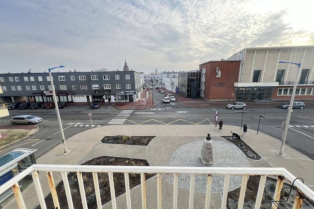 Ganze Wohnung, La Matelote -Apartment-Ensuite Bad-Balkon in Calais, Calais und Umgebung