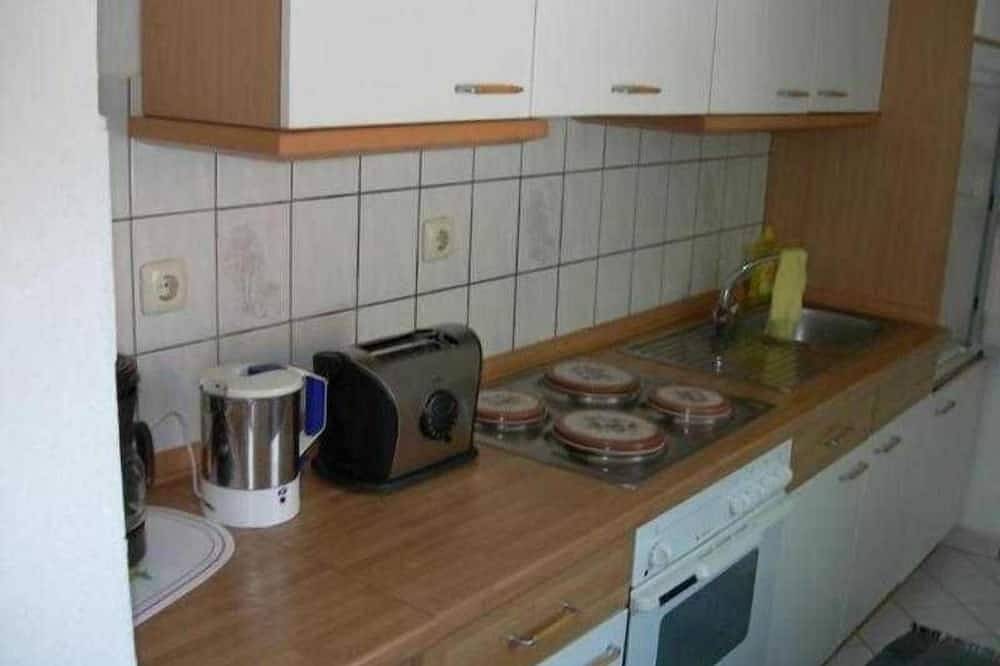 Entire apartment, Vacation Apartment in Strasen (25322) - Vacation Apartment in Strasen (25322) in Strasen, Wesenberg