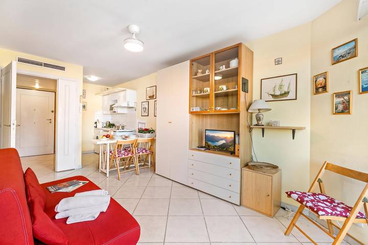 Appartement entier, Open View In Center Menton in Menton, Côte méditerranéenne (France)