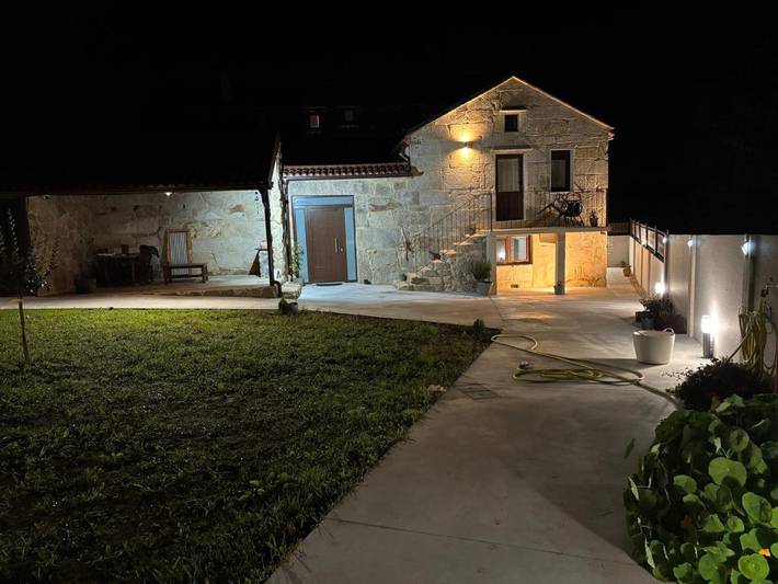 Location de vacances pour 4 personnes, avec vue ainsi que jardin et piscine à Pontevedra - 2