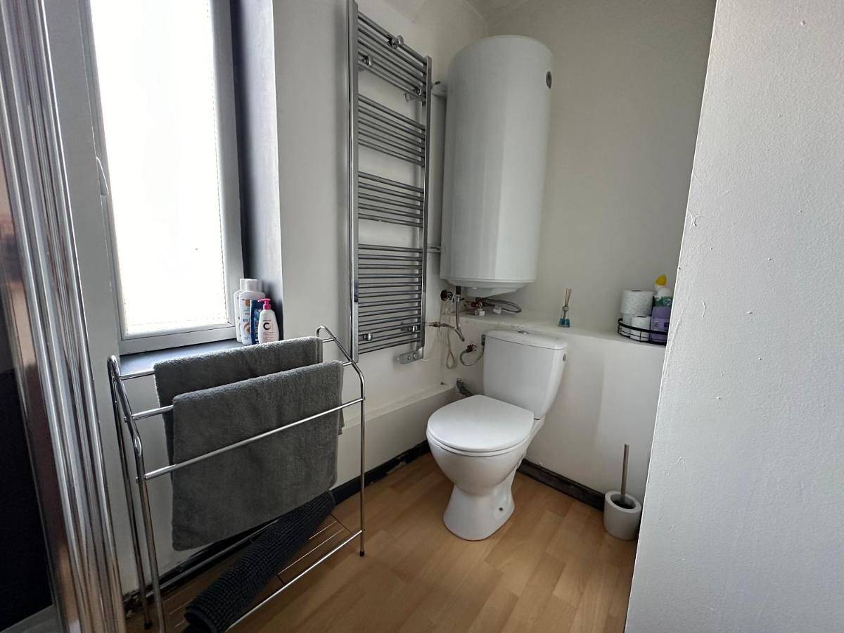 Appartement entier, One-Bedroom Apartment in Haubourdin, Région de Lille