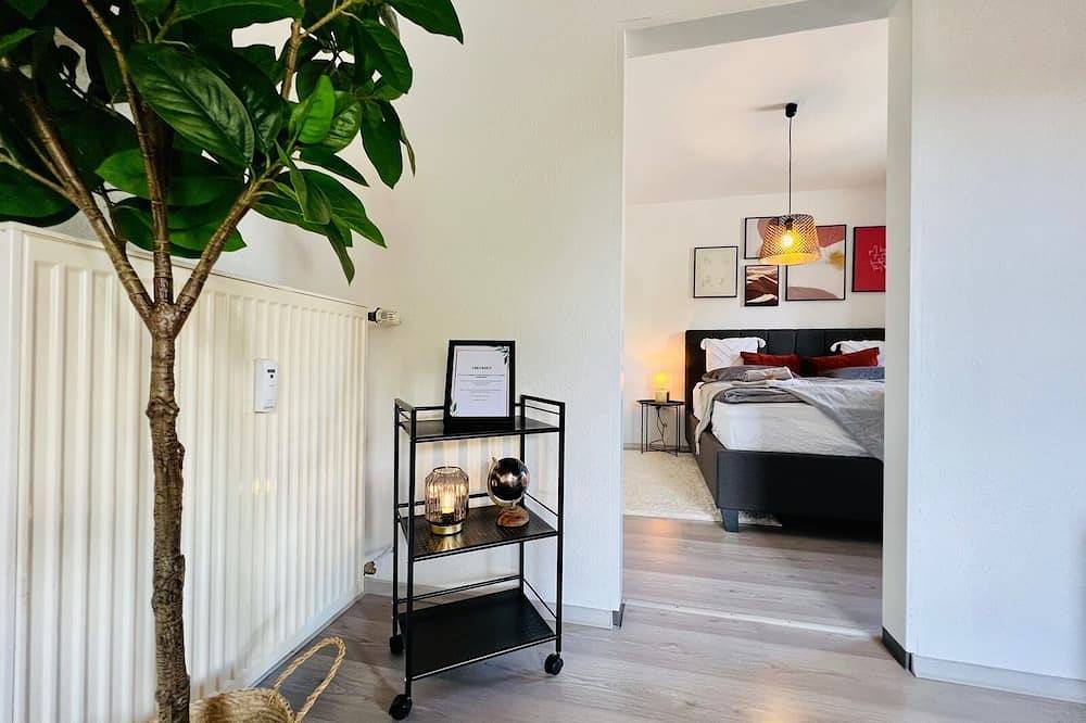 Ganze Wohnung, Modern, Thermen nah, Büro, Küche, Parkplatz in Bad Staffelstein, Oberes Maintal - Coburger Land