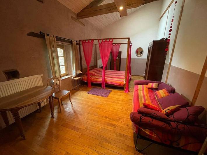 Location de vacances pour 3 personnes, avec balcon ainsi que jardin et vue à Andouque - 4