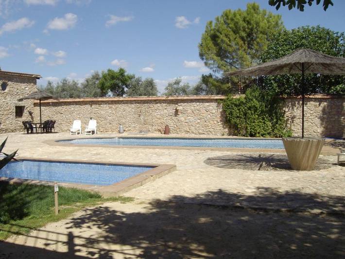 Casa rural para 4 personas, con jardín y piscina, Se admiten mascotas - 1