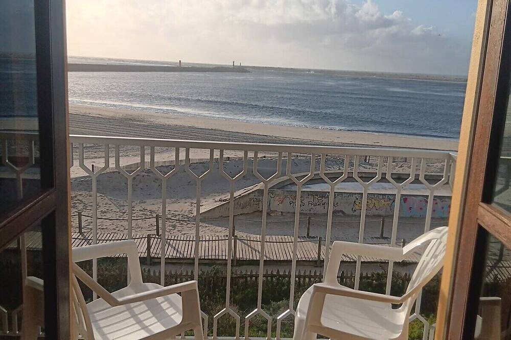 Ganze Wohnung, With your Feet in the Sand in Praia da Barra, Gafanha da Nazaré