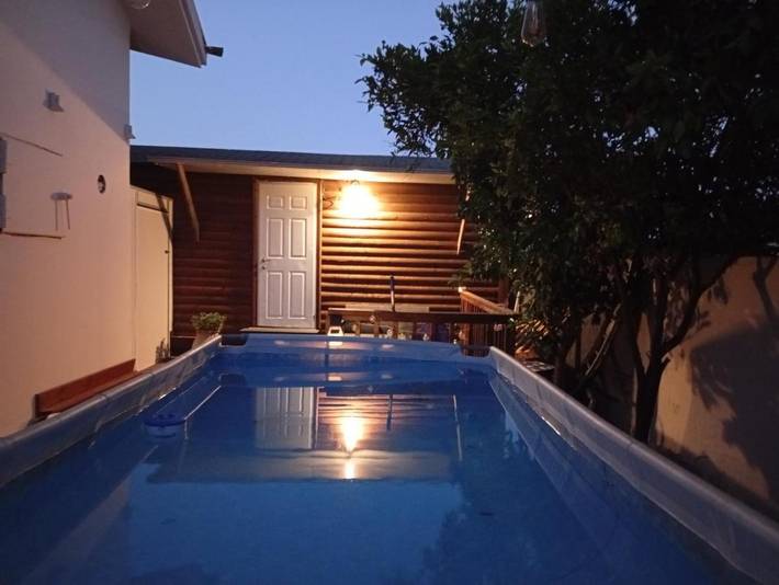 Appartement de vacances pour 4 personnes, avec balcon et piscine, animaux acceptés