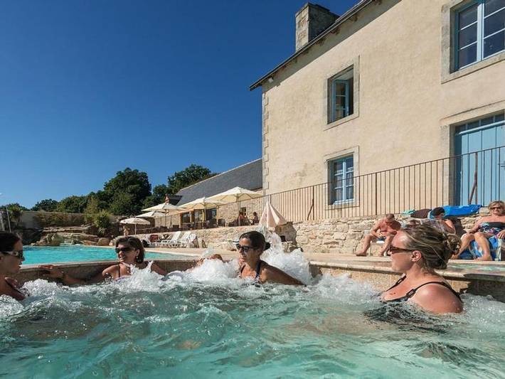 Camping Domaine de l'Orangerie de Lanniron - Mobilhome 2 personnes - Offre Duo Luxe in Quimper, Région de Quimper