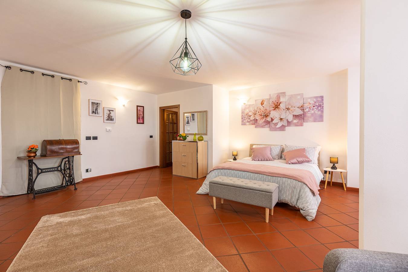 Entire apartment, Studio Apartment "Il Colle dei Frati" with Private Terrace & Wi-Fi in Sinalunga, Chianti
