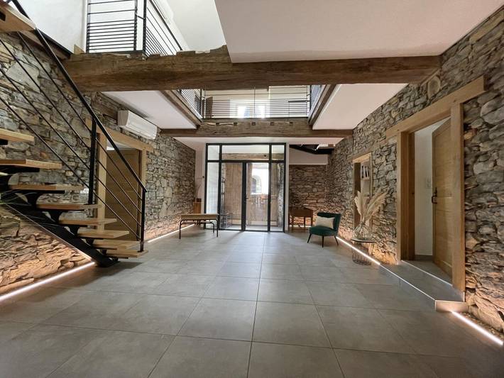 Gîte pour 14 personnes, avec terrasse ainsi que piscine et jardin à Larceveau-Arros-Cibits - 2