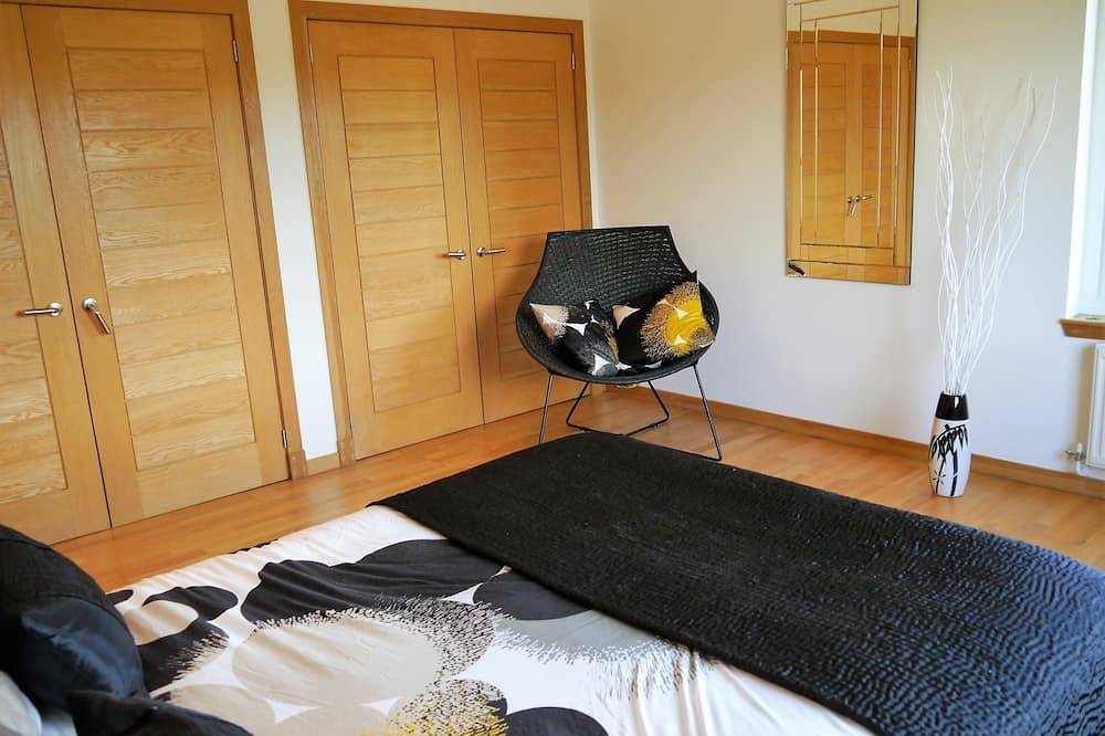 Annapurna -  a house that sleeps 8 guests  in 4 bedrooms in Portpatrick, Dumfries and Galloway