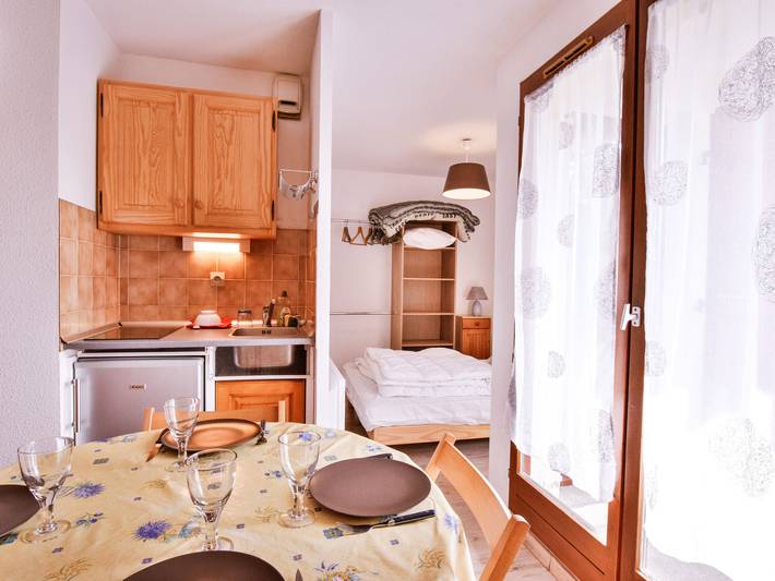 Gîte pour 4 personnes, avec Balcon à Bernex