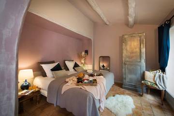 B&b for 2 People in Noves, Arles region, Photo 2