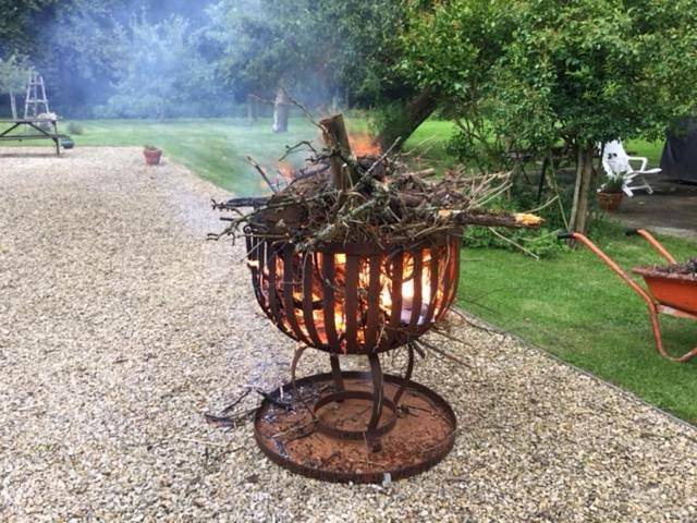 Maison d’hôte pour 3 personnes, avec piscine et vue ainsi que jardin et vue sur le lac dans Loiret - 4