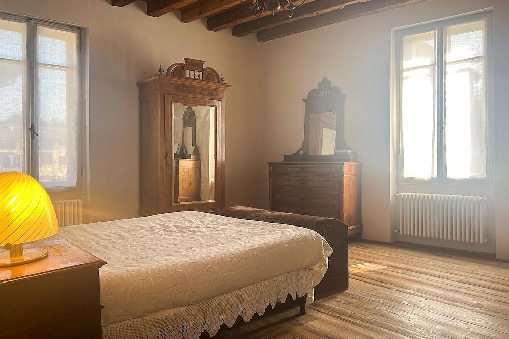 Prachtig huis in pacengo di lazise vr in Lazise, Garda Bergen