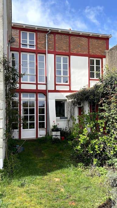 Location de vacances pour 13 personnes, avec vue et jardin à Paimbœuf