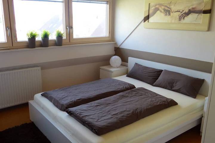 Ganze Wohnung, Ferienwohnung für 2 - 8 Personen, ideal auch für 2 Familien mit Kindern in Ehingen, Romantische Straße