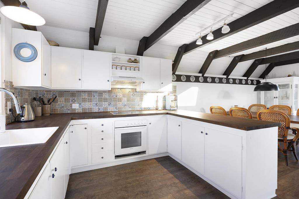 Nice Holiday Home Close to Ebeltoft and Just Minutes from the Water in Øerne, Ebeltoft