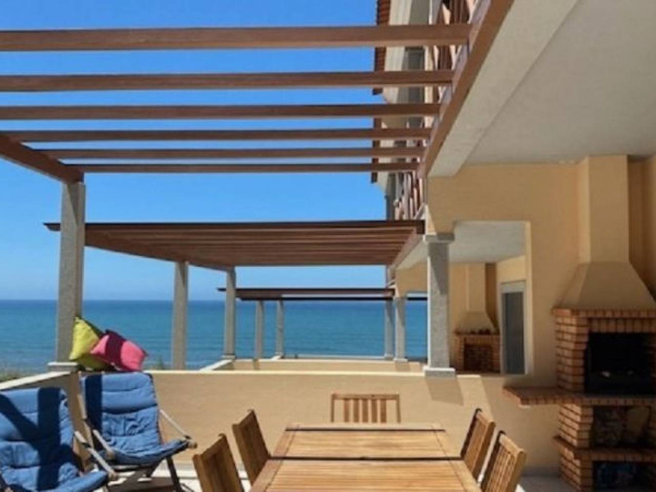 Apartamento inteiro, Sunset House With Seaview & Terrace in Pedra do Ouro, Marinha Grande