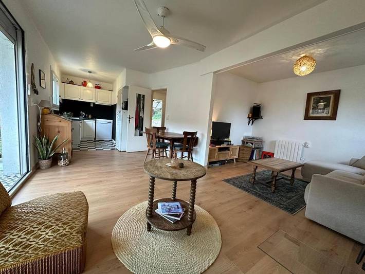 Location de vacances pour 4 personnes, avec terrasse ainsi que vue et jardin à Chamalières-sur-Loire - 4